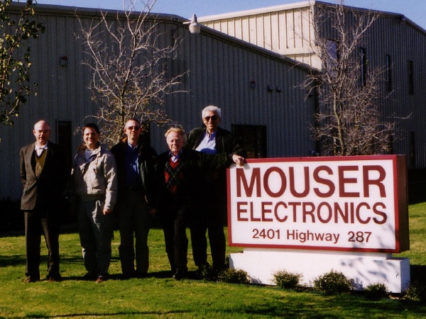 1983 Foto von Mouser Electronics mit 4 Mitarbeitern